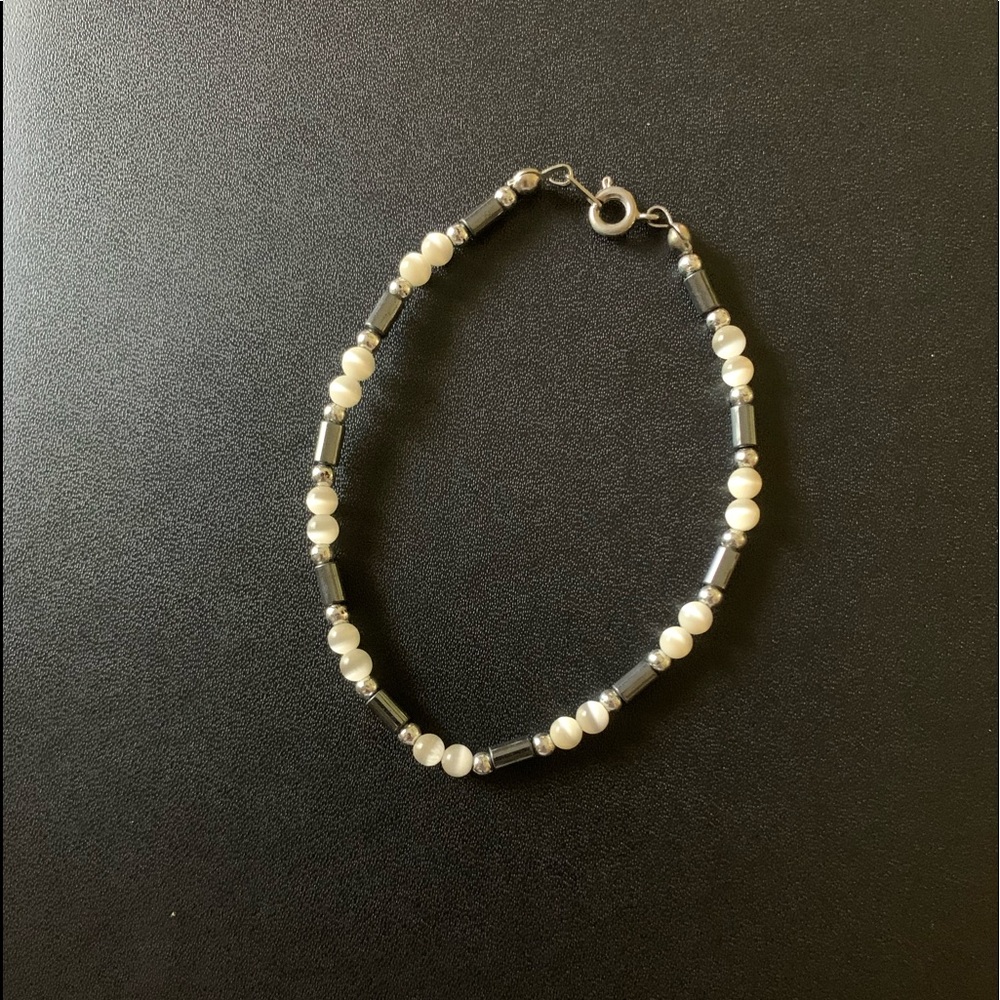 Woman’s bracelet